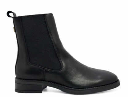 Valera Black leather